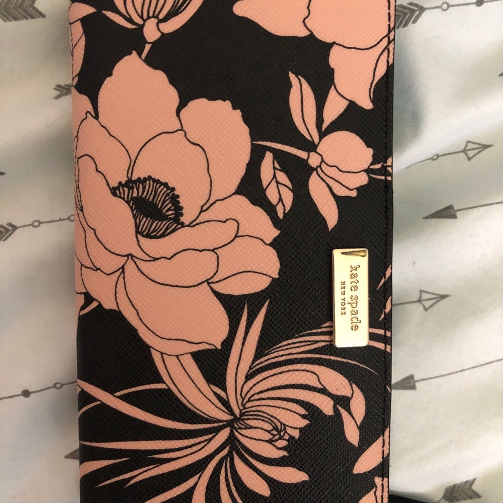 Kate Spade bi-fold wallet